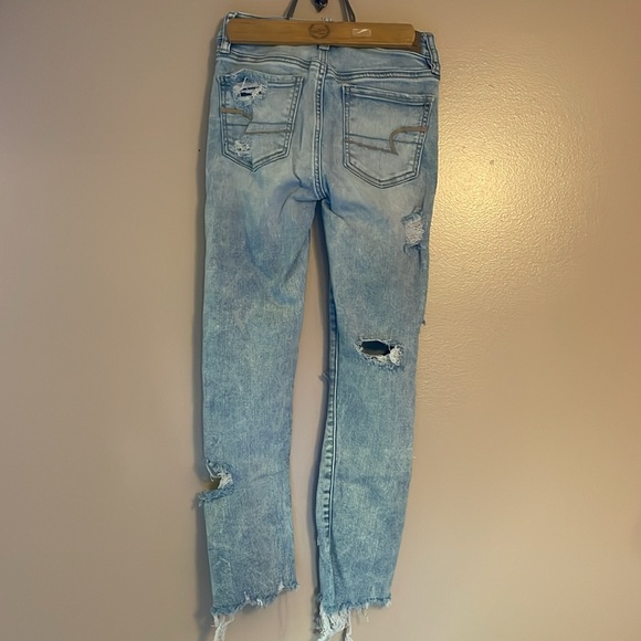 American Eagle Distressed Jeans - Picture 2 of 4